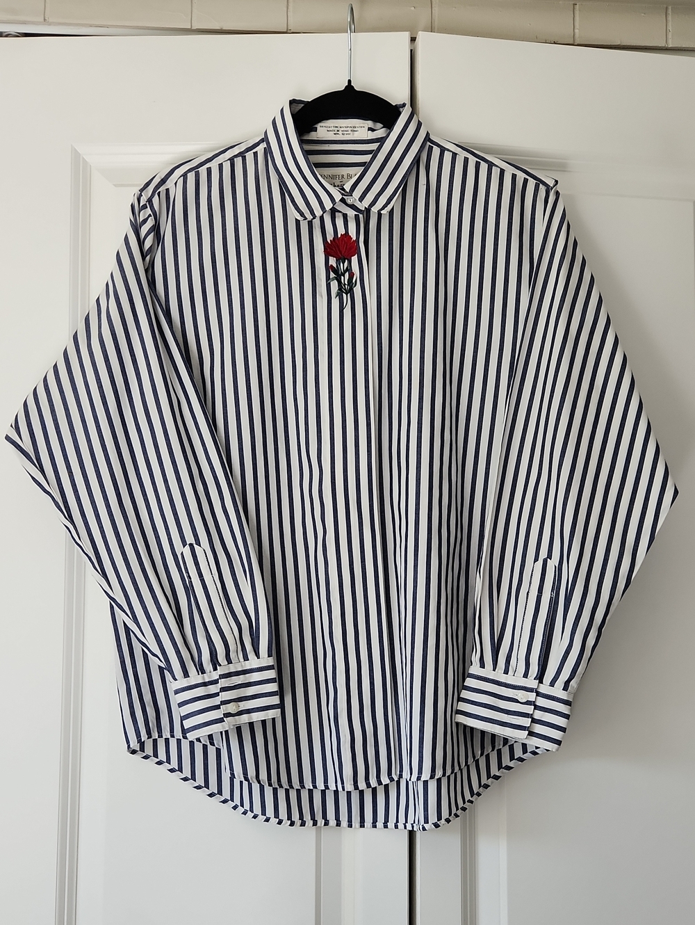Jennifer Blair by Northern Isles Women's Size 10 White Navy Striped Button Front